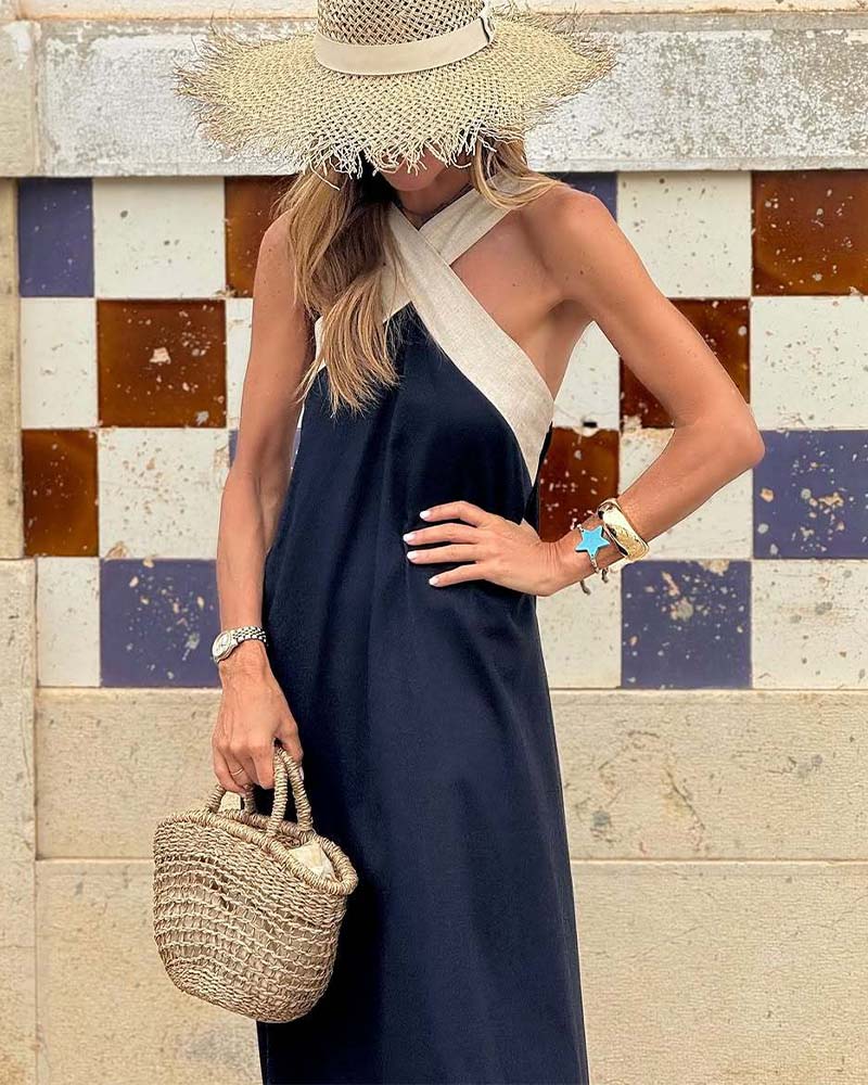 Sienna | Elegant Backless Dress with a Trendy Crossover Neck